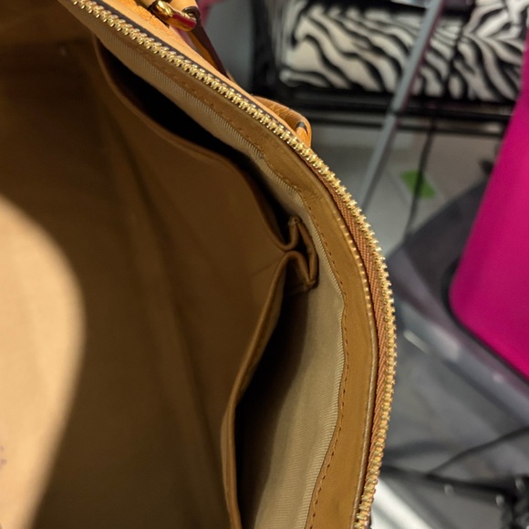 MCM Congac Logo Shoulder Bag - Picture 12 of 12